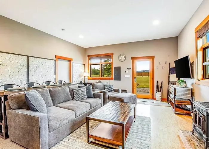 Olympic Discovery Cottage