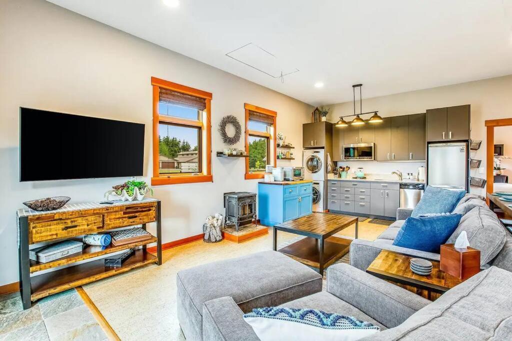 Olympic Discovery Villa *